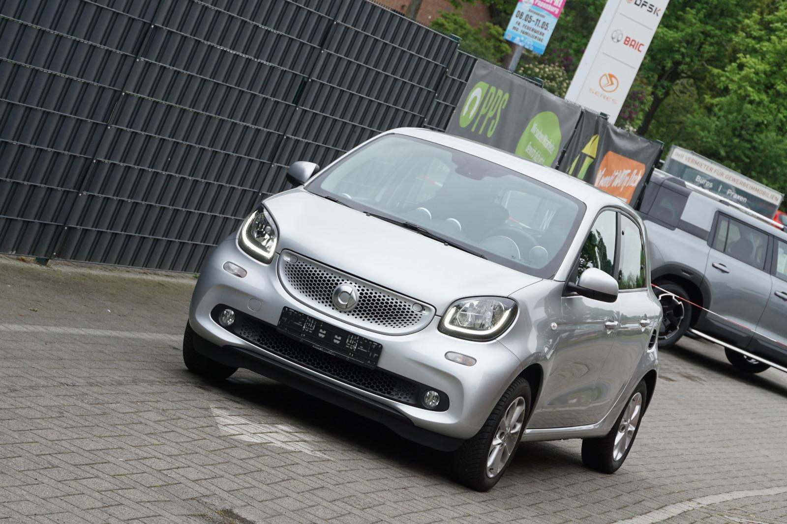 Smart ForFour Passion 2.Hd SHZ PDC BT Regen-/Lichtsens