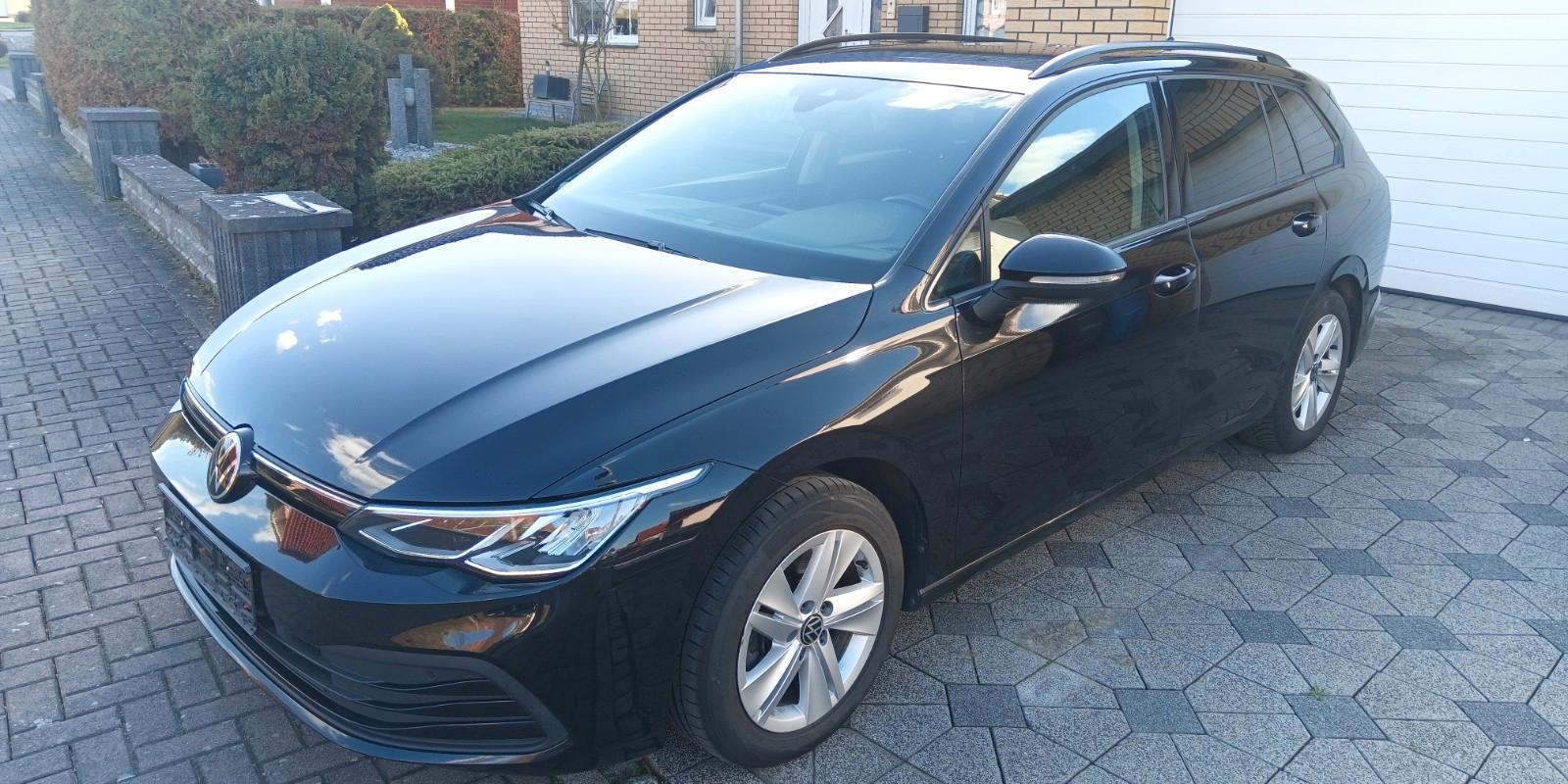 Volkswagen Golf VIII Variant Life  2.0 *TDI * LED* 110kw*AH