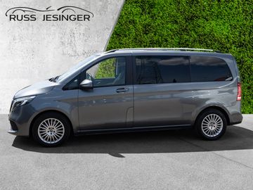 Mercedes V 220 - 3
