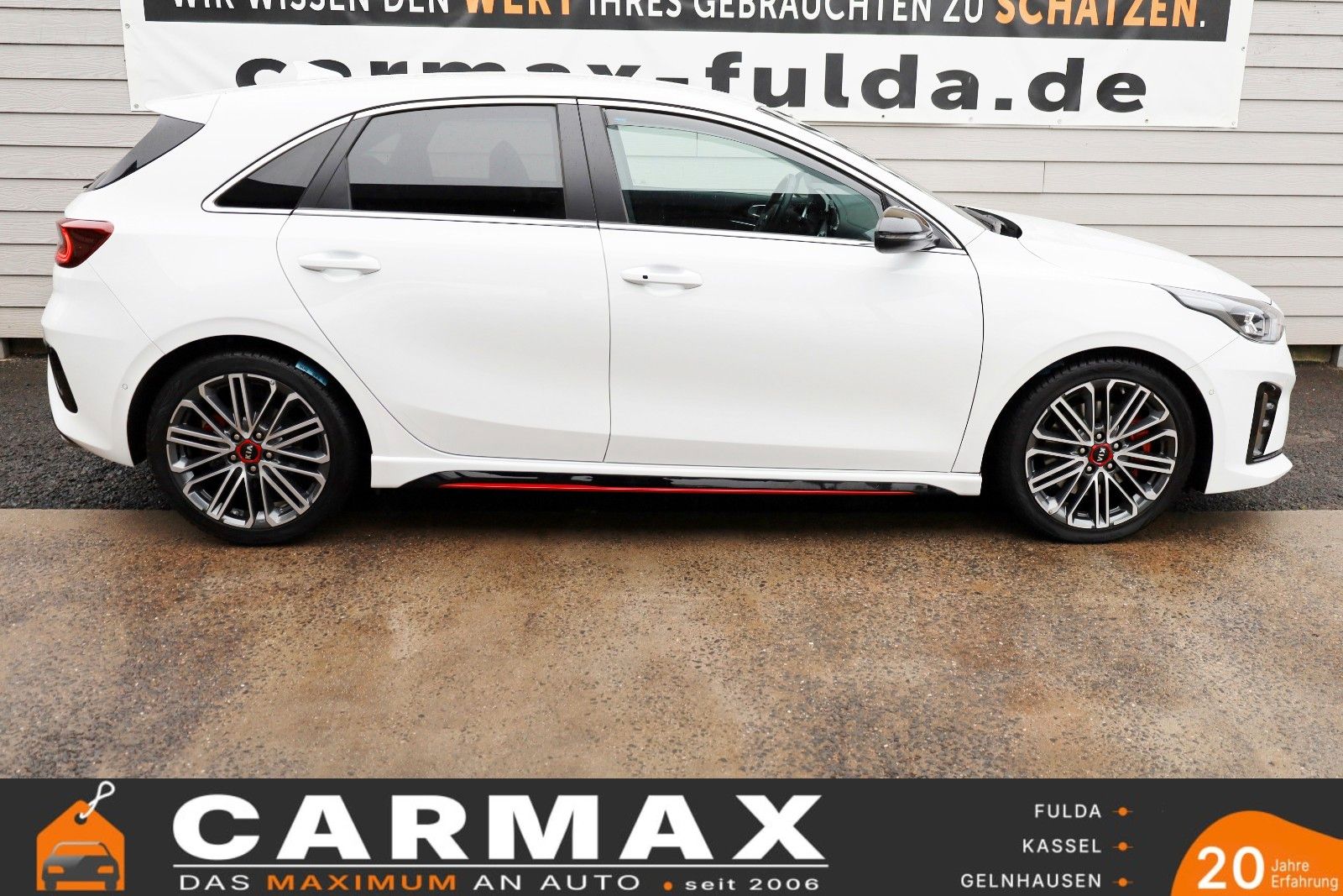 Fahrzeugabbildung Kia cee'd / Ceed GT, T.Leder,Navi,LED,SH,JBL +WR