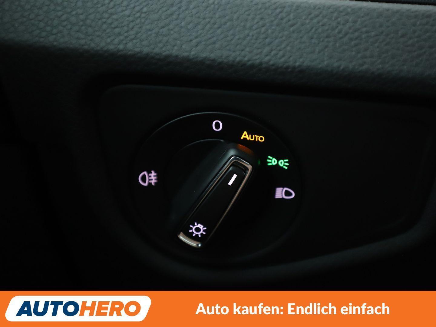 Volkswagen Touran 1.8 TSI Highline BMT Aut.*NAVI*LED*ACC*