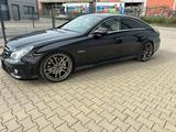Mercedes-Benz CLS 63 AMG AMG - Mercedes-Benz: Cl 63