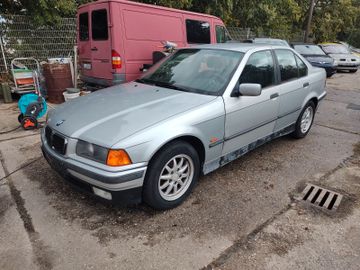 BMW 318 - 2