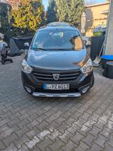 Dacia Lodgy TCe 115 Stepway Stepway - gebrauchte Dacia Lodgy aus dem Jahr 2017