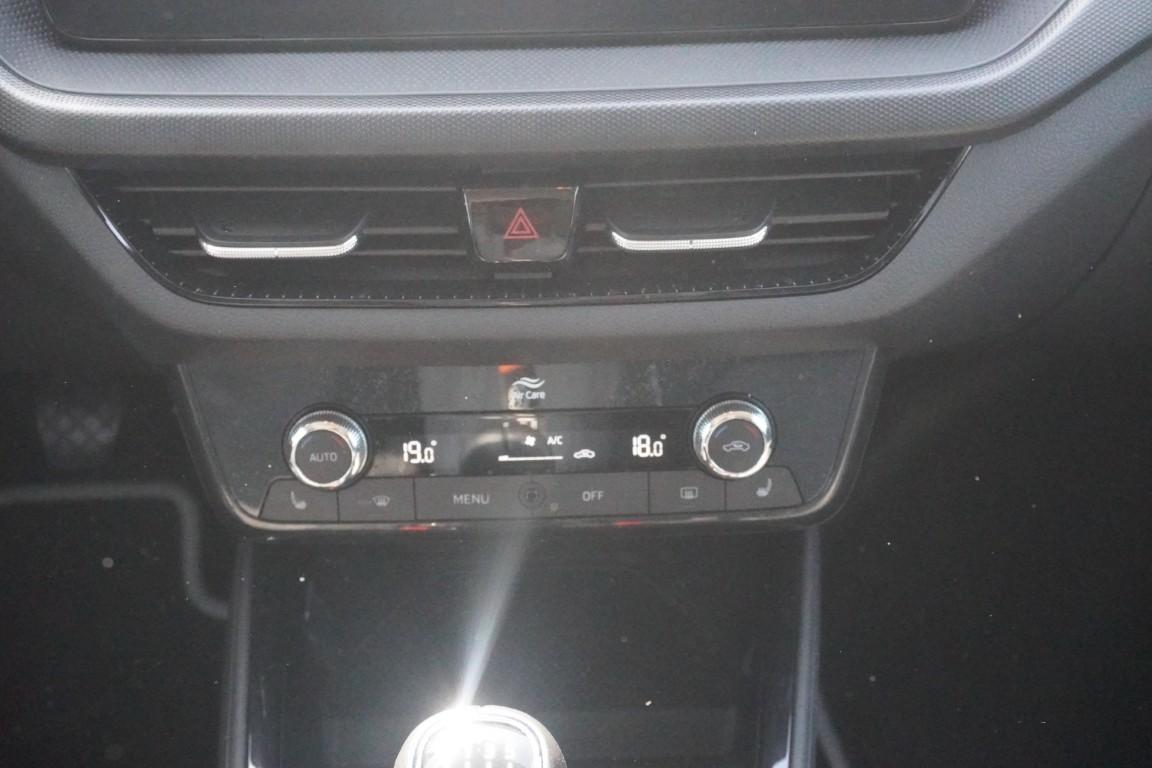 Skoda Fabia 1.0 TSI Ambition LED Sitzheizung SmartLink, миниатюра 15