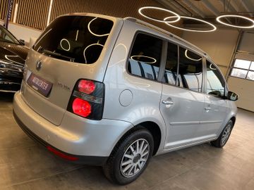 Volkswagen Touran Freestyle *7SITZER*SHZ*TEMPOMAT*NAVI*PDC*