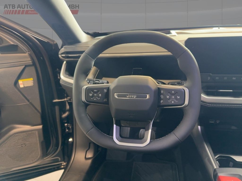 Fahrzeugabbildung Jeep Compass First Edition, LHZ, 360 Grad, Panodach