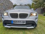 BMW X1 xDrive 28i  3,0 l  6 Zylinder  AHK  Automatik - BMW: Zylinder