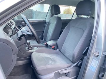 Bild 9 VW TIGUAN HIGLINE NAVI WINTERPAKET AUTOMATIK