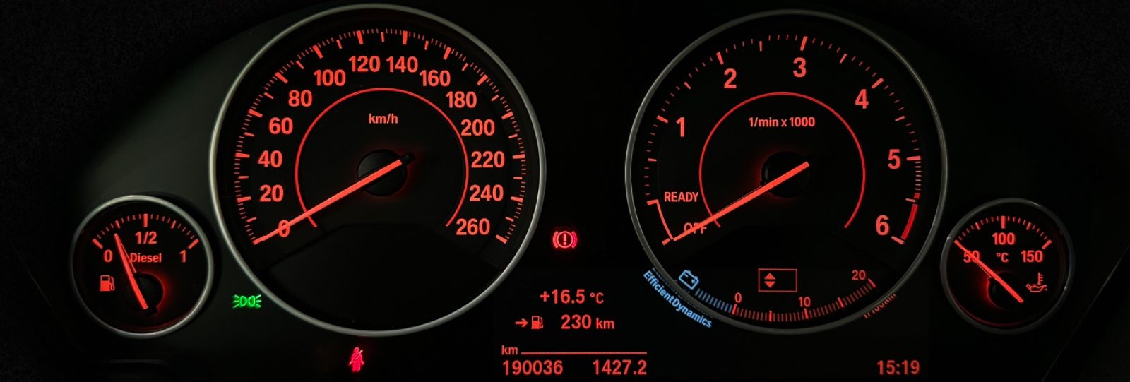 Fahrzeugabbildung BMW 320d xD SportLine Komfort Fernlichtassis AHK PDC