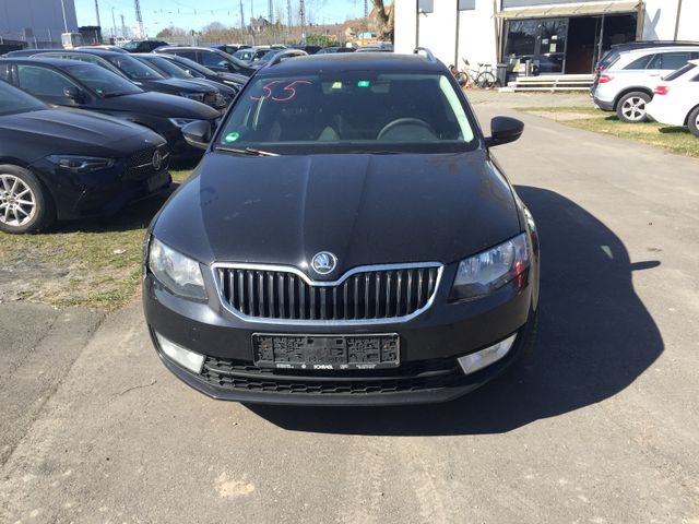 Skoda Octavia  2,0   Combi Ambition