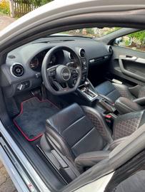 صورة 2 لـ 2011 AUDI RS3