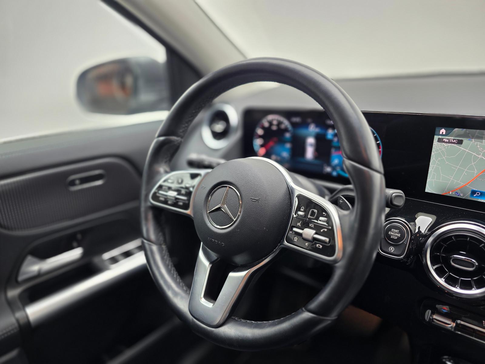 Mercedes-Benz GLA 7G-DCT Progressive LED KAMERA MBUX NAVI, миниатюра 25