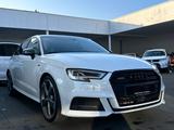 Audi A3 Sportback 2.0 TDI quattro S line | Panorama - Audi A3: 2l TDI