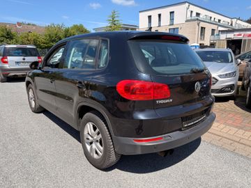 Volkswagen Tiguan - 5