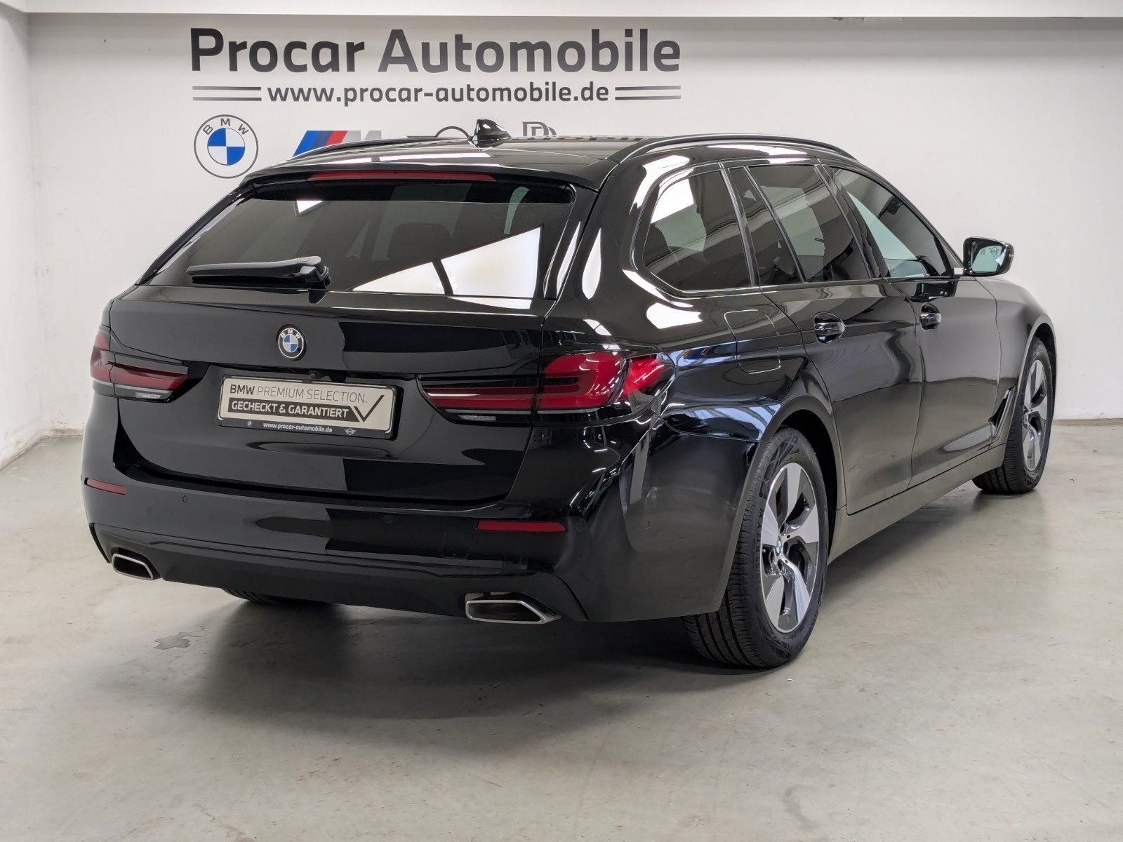 BMW 520i Touring HUD RFK LED PDC V H DAB Live Cockpi foto 4