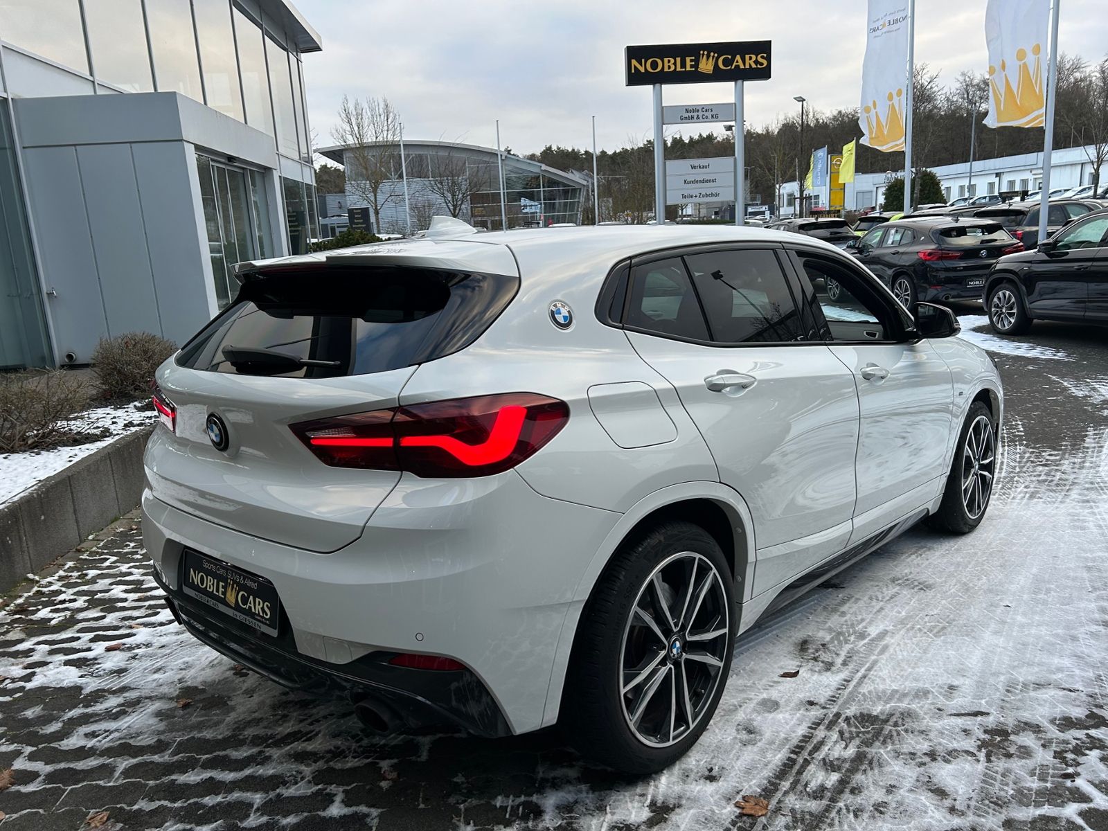 Fahrzeugabbildung BMW X2 xDrive M35 i HiFi LED NAVI ALU