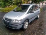 Opel Zafira 1.8 16V Comfort Comfort - Opel Zafira: 8v