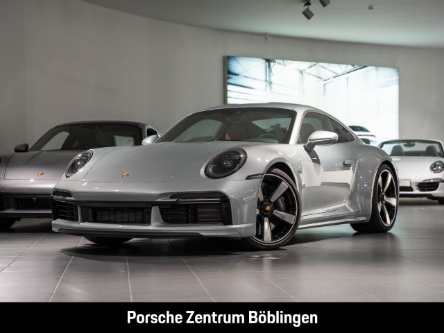 Porsche 992 (911) Sport Classic