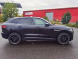 Jaguar F-Pace F-PACE Pure AWD, AUTOM. NAVI. PANORAMA! - Jaguar F-PACE Pure mit Diesel-Antrieb