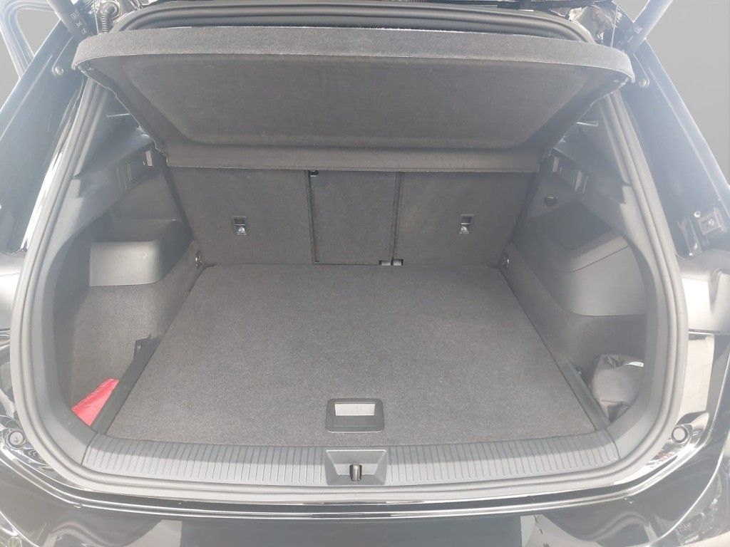 Fahrzeugabbildung Volkswagen Tiguan 1.5 eTSI DSG GOAL IQ.LIGHT