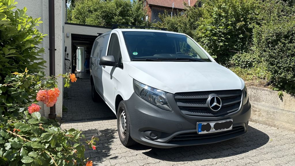 Image of Mercedes-Benz Vito