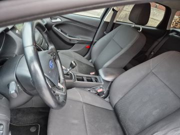 Ford Focus - 12