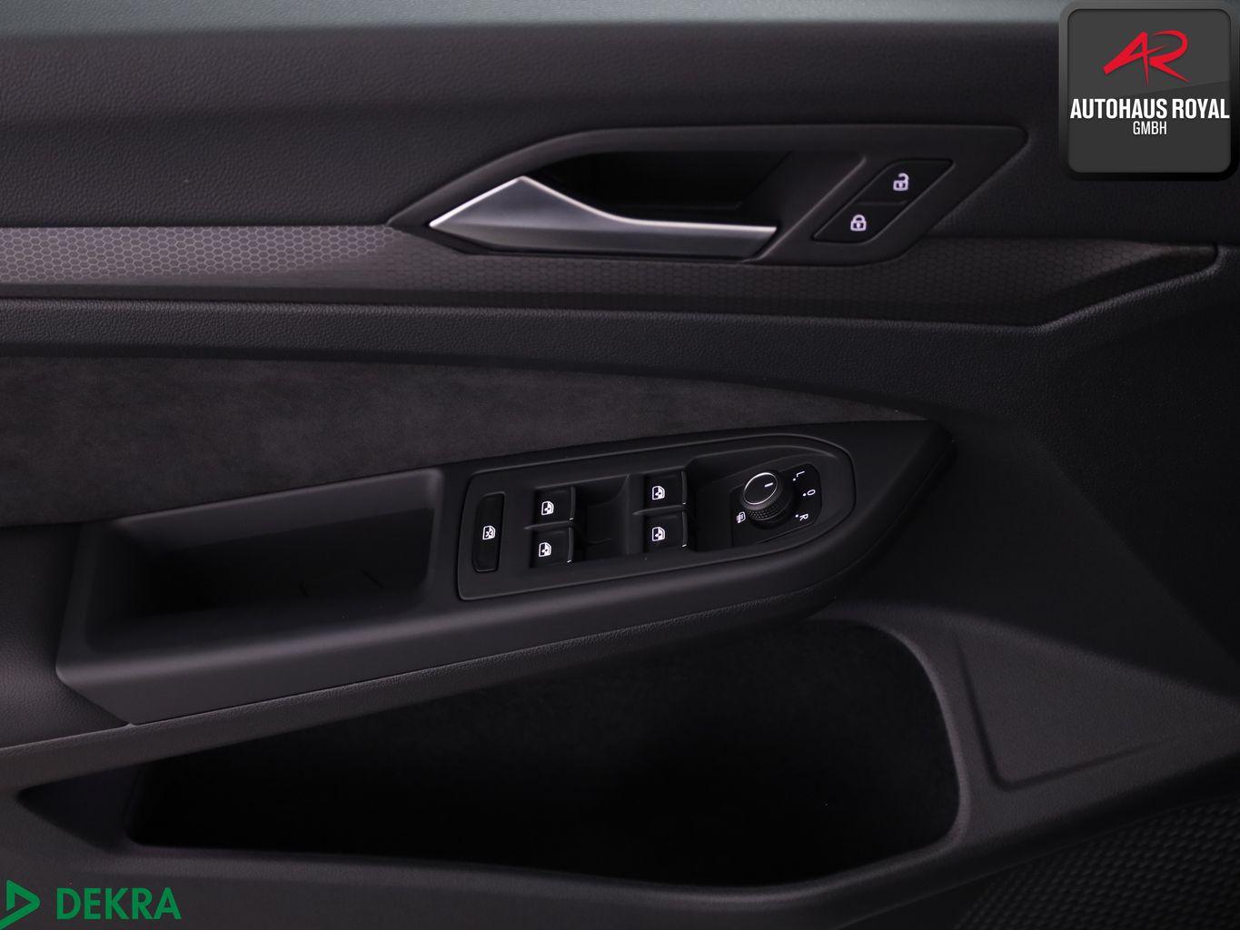 Volkswagen Golf VIII 2.0 TSI GTI CARPLAY,SPURHALTE,1.HAND, миниатюра 14