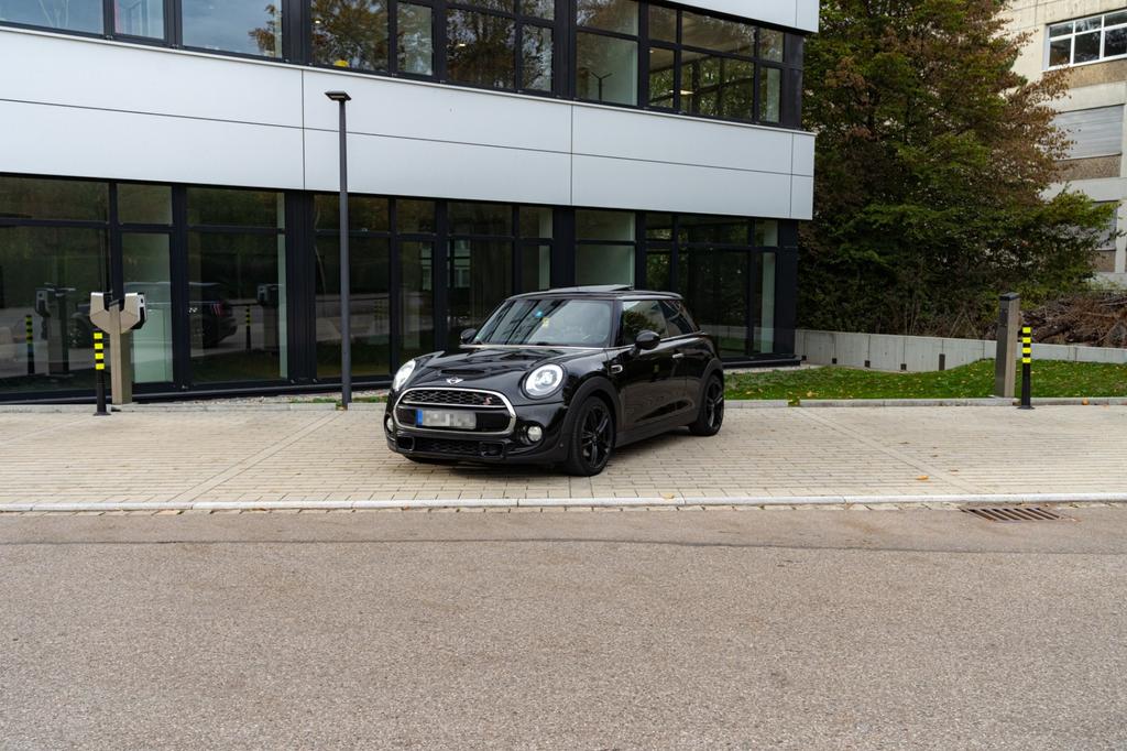 MINI Cooper S / JCW / Harman Kardon / Pano / 8fa