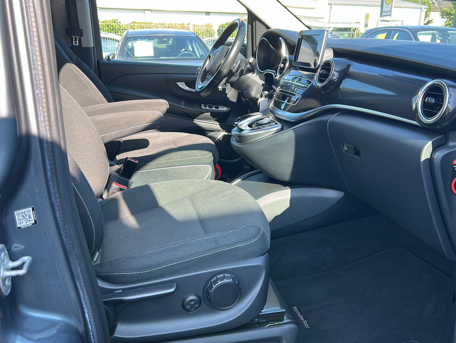Fahrzeugabbildung Mercedes-Benz V 220 d EDITION kompakt