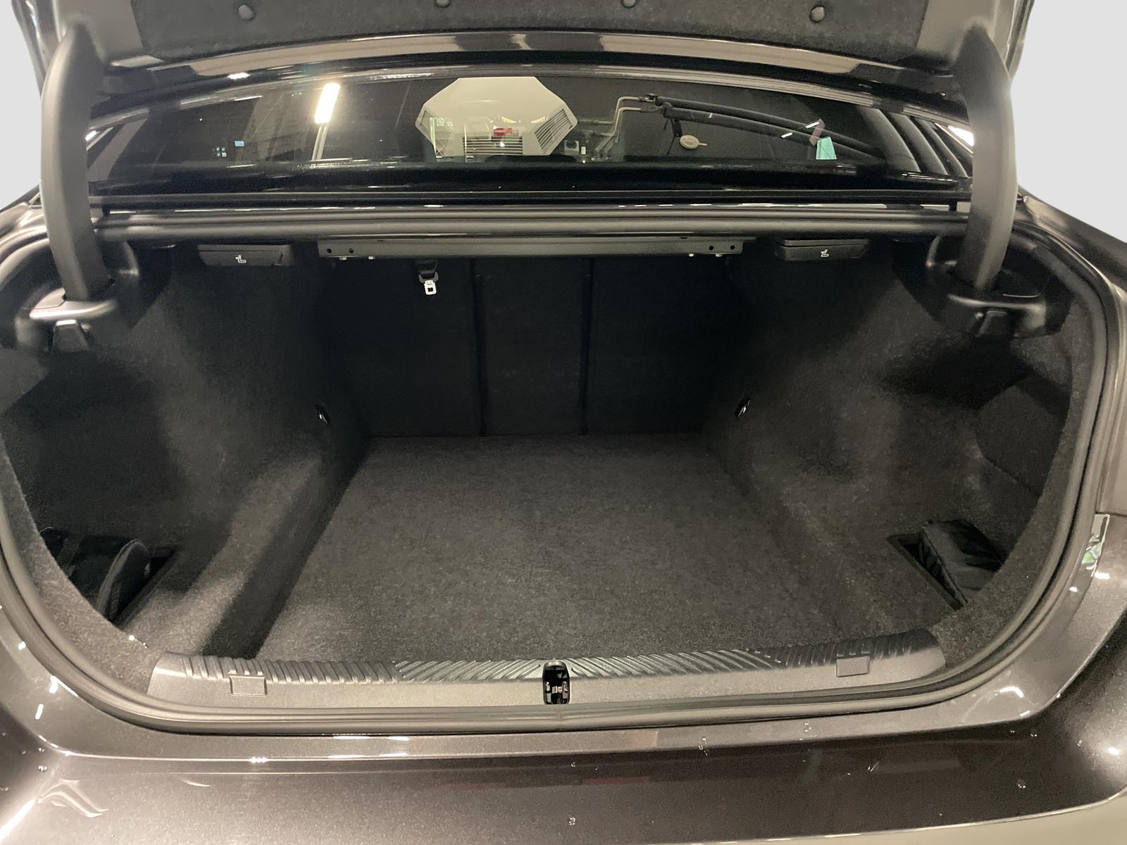 BMW 520d Limousine M Sport Standheizung AHK Kamera