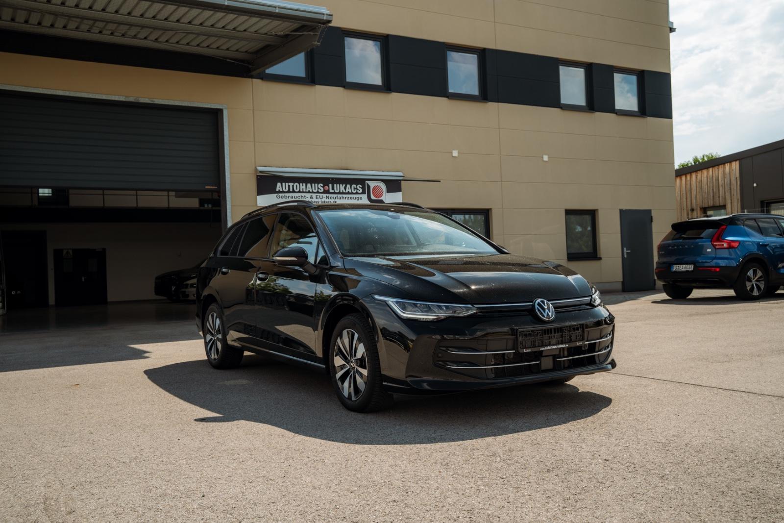 Volkswagen Golf VIII Variant 1.5 eTSI 85 kW Goal Kamera, миниатюра 3