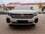Volkswagen Touareg 3.0 V6 TDI 210kW 4MOT Tiptr. R-Line ... - VW Touareg Gebrauchtwagen in Bochum