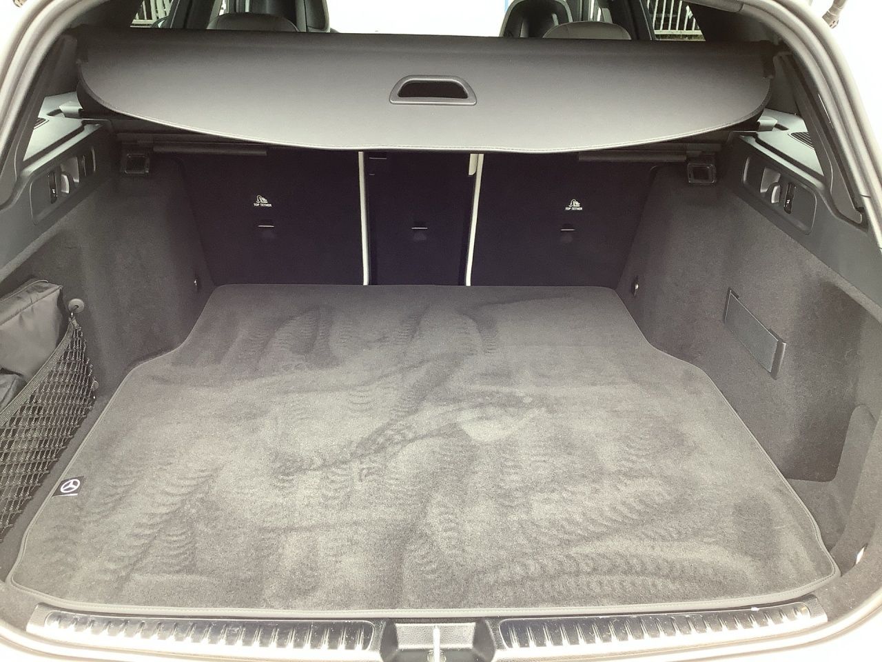 Fahrzeugabbildung Mercedes-Benz C 180 T AMG+NIGHT+DIGITALL+AHK+LENKRADHEIZ+
