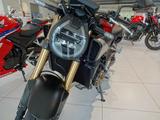 Honda CB 650 R - HONDA CB
