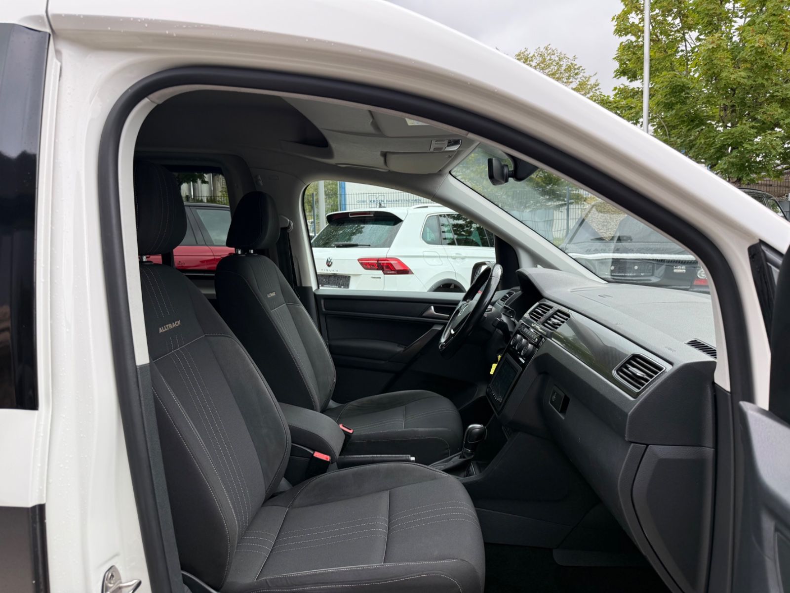 VW Caddy Caddy 2.0 TDI Alltrack 4Motion*DSG*Bi-Xenon*AHK*, Ansicht 20