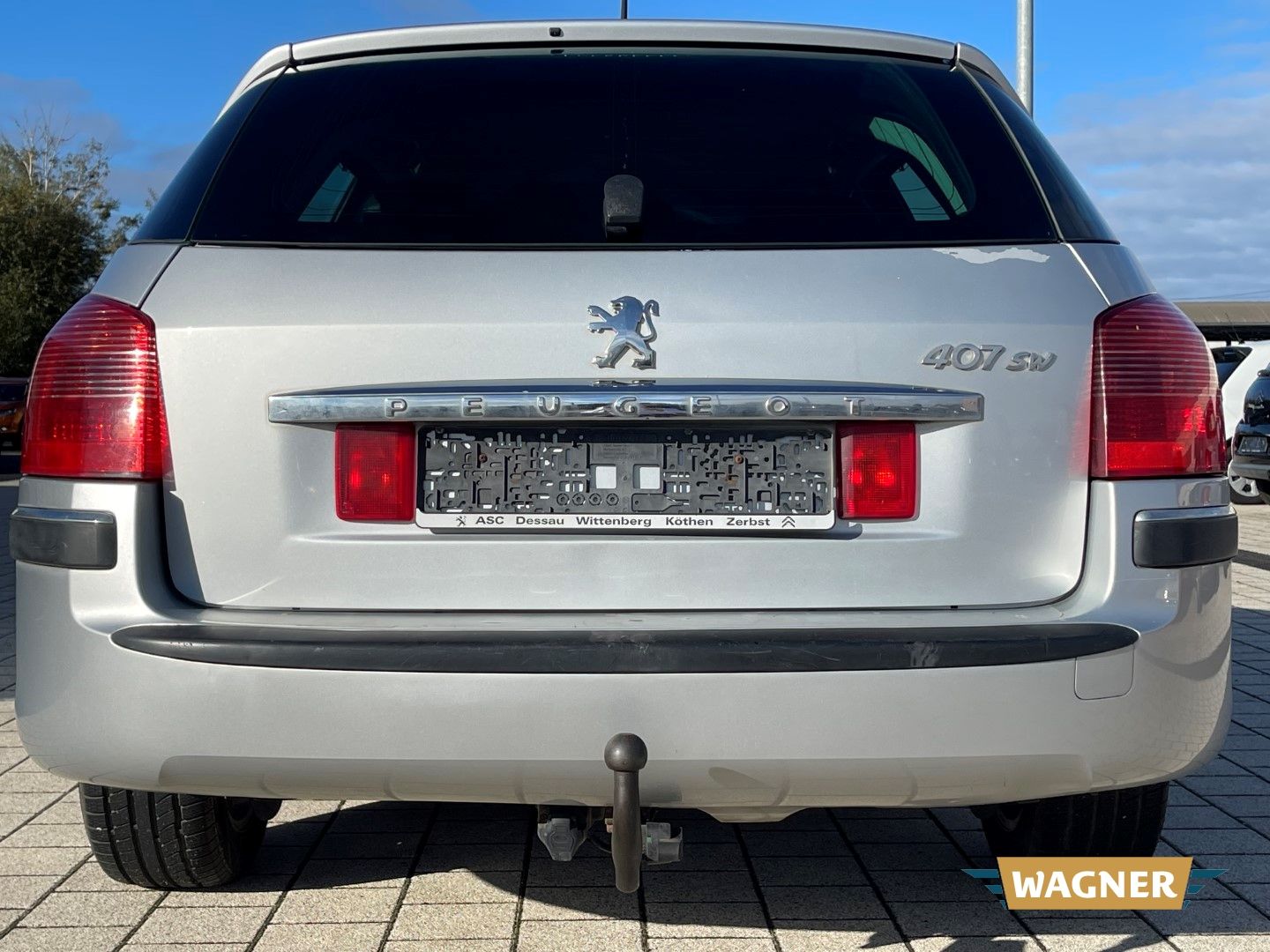 Fahrzeugabbildung Peugeot 407 SW Premium Klimaautomatik Servolenkung