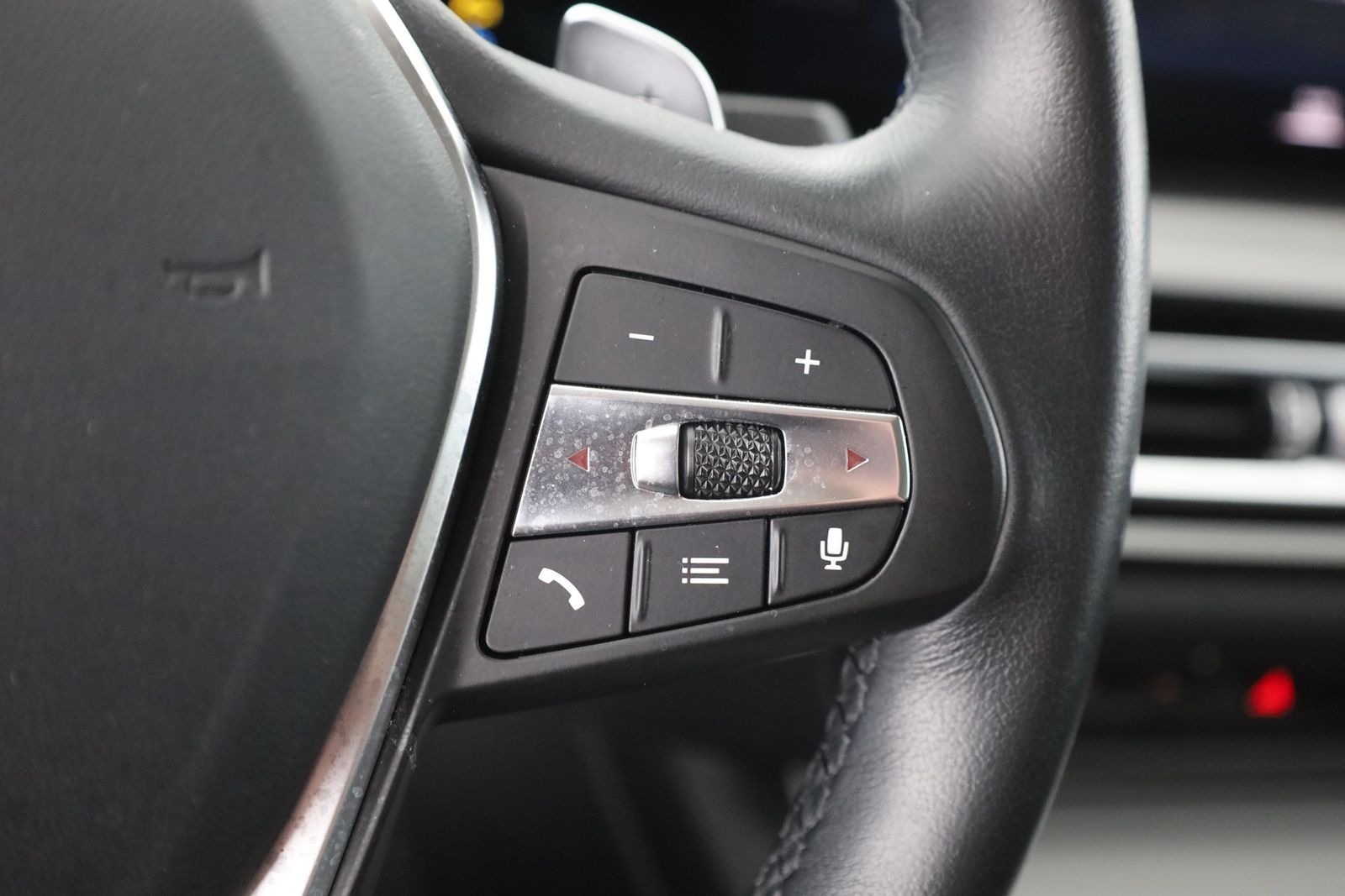 BMW 318i Touring LED Navi Kamera el. Heckklappe DAB foto 17