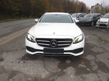 Mercedes E 220 - 2