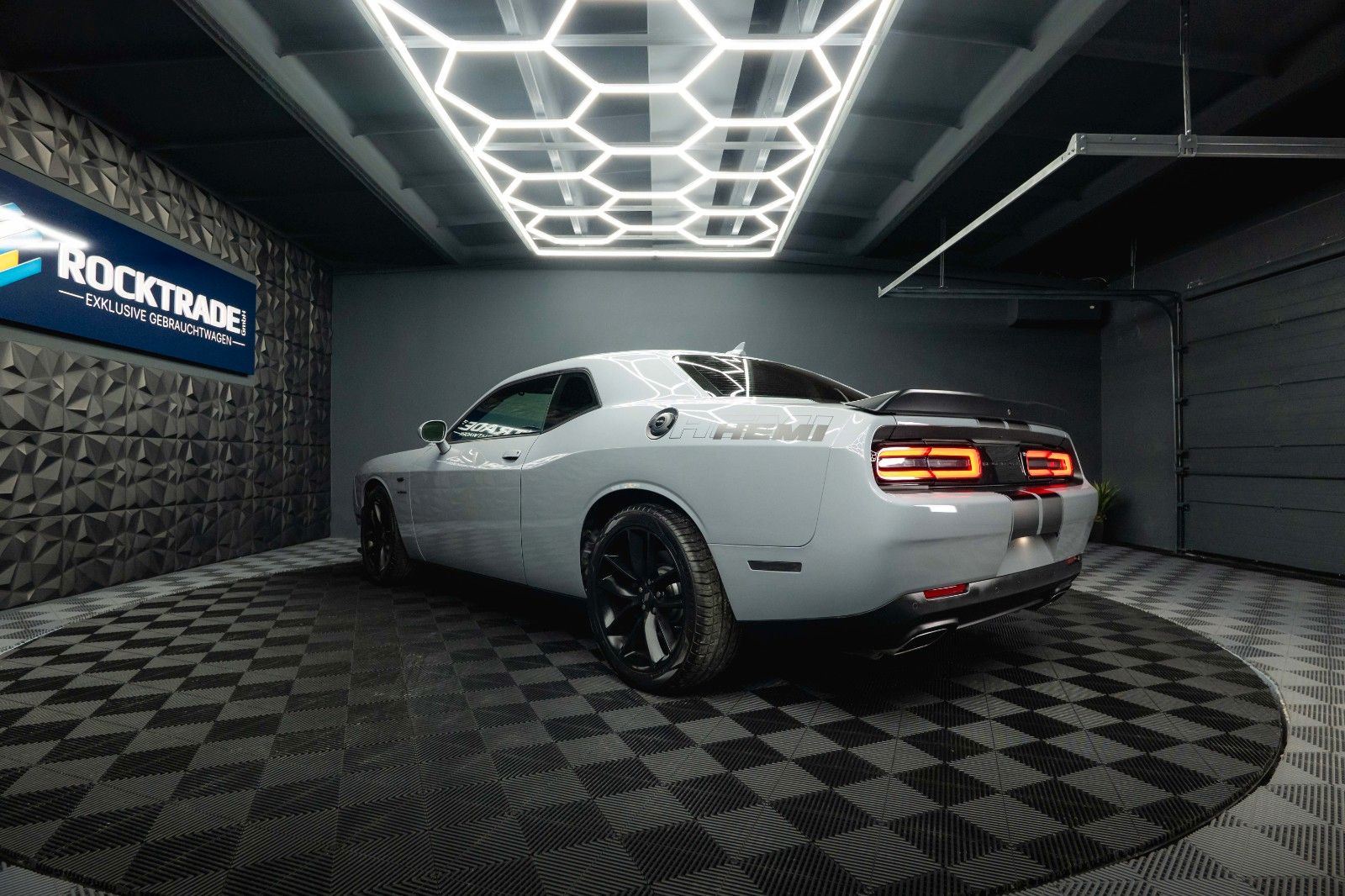 Fahrzeugabbildung Dodge Challenger 5.7 V8 R/T SRT Performance *LED*19%*
