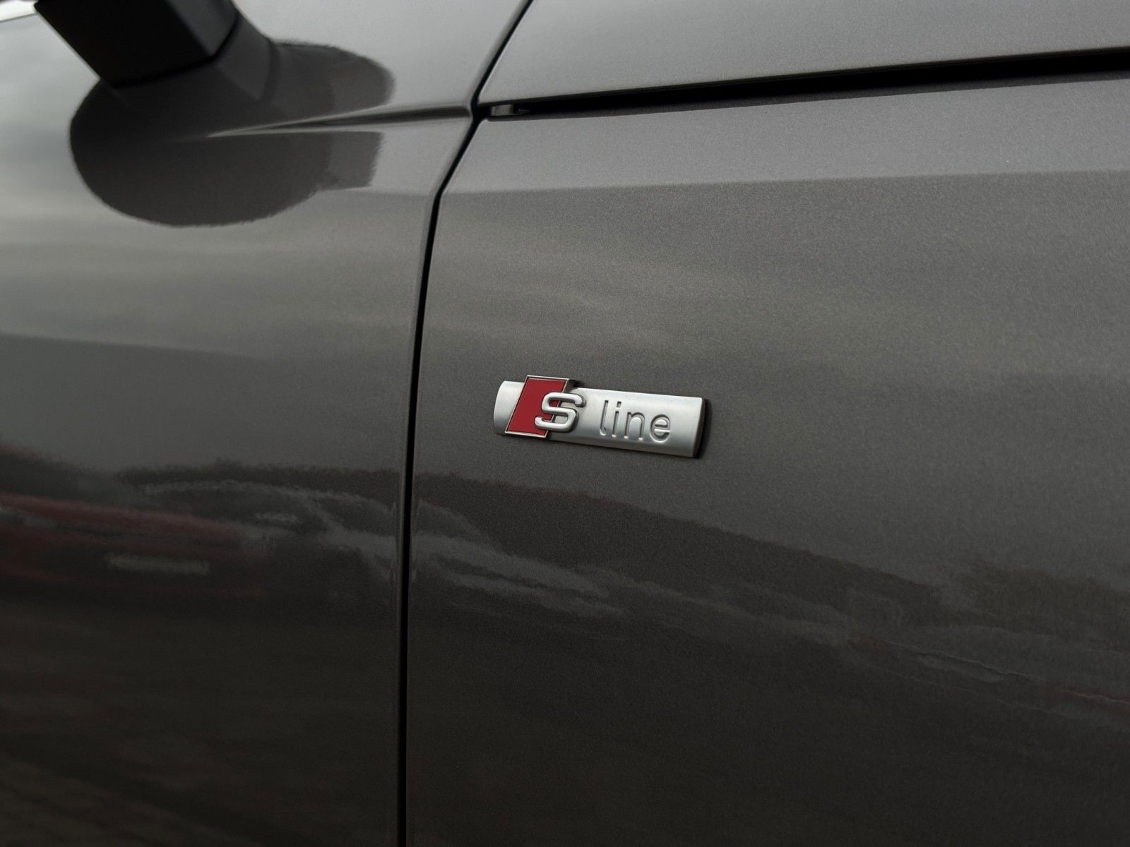 Fahrzeugabbildung Audi A4 Avant *S-line*Elektr.Sitze*ACC*Carplay*Leder