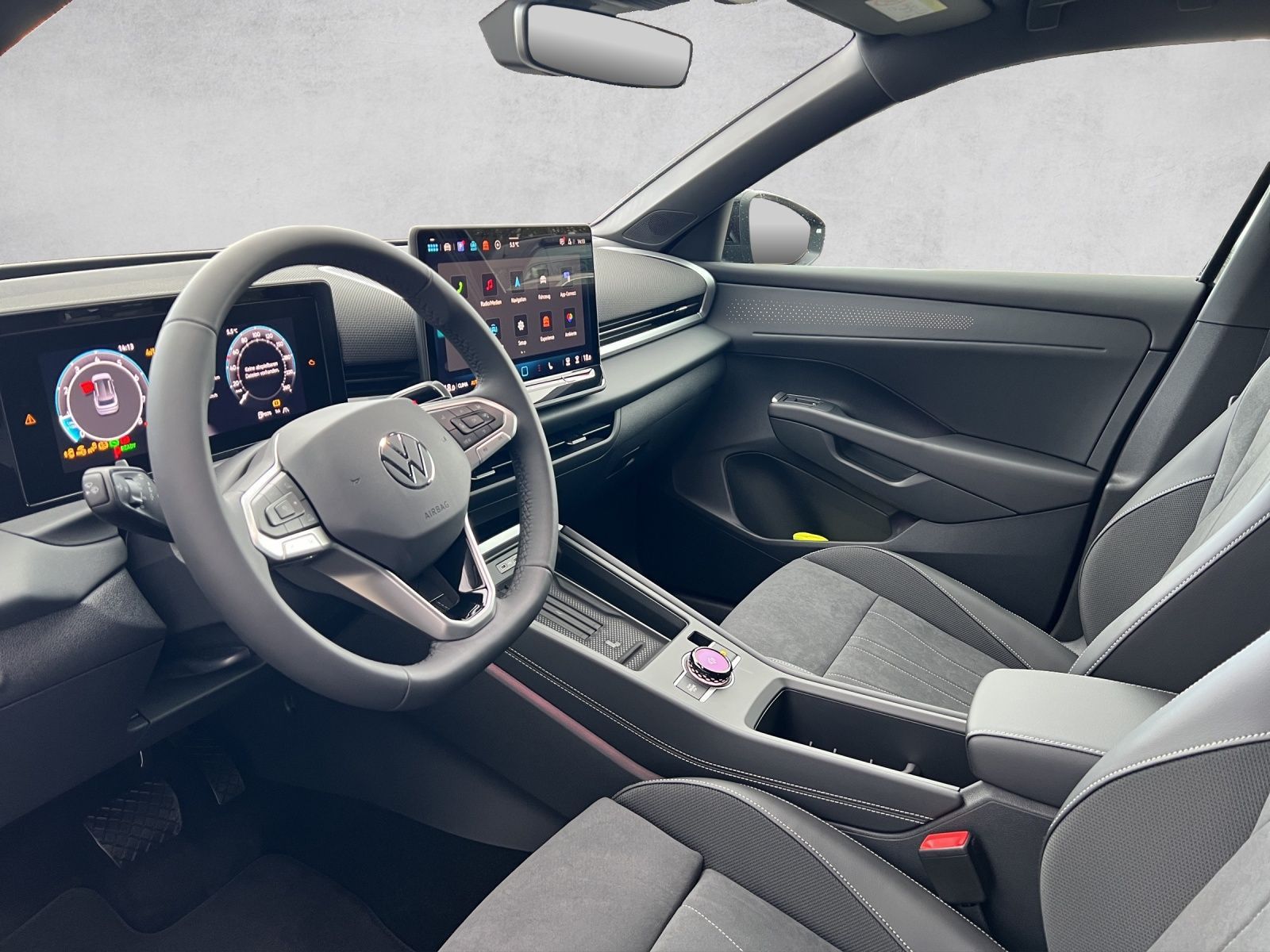 T-Roc Style 1.5 l eTSI OPF 110 kW (150 PS) 7-Gan