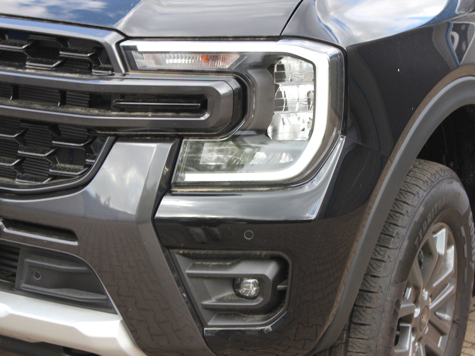 Fahrzeugabbildung Ford Ranger Wildtrak e-4WD Doppelkabine