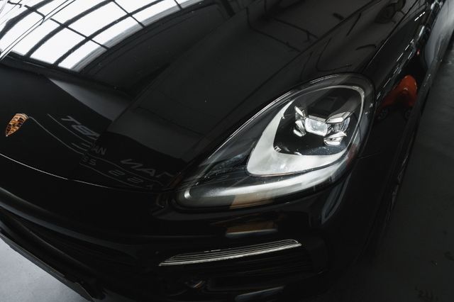 Fahrzeugabbildung Porsche Cayenne Head-up - PDLS - AHK - Bose - ACC - Pano