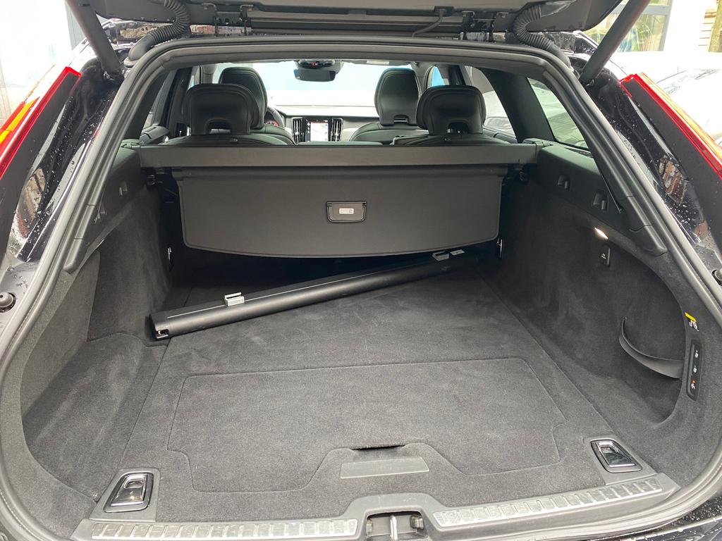 Volvo V90 Cross Country