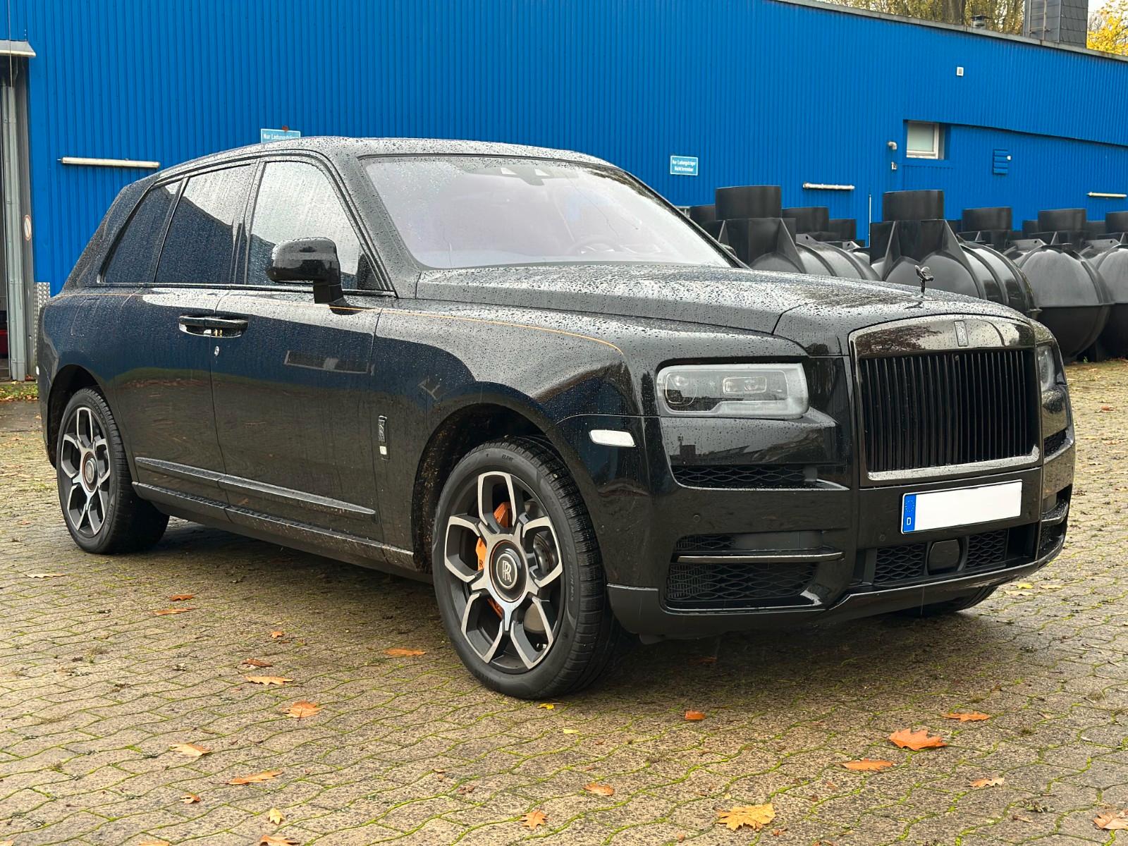 Rolls-Royce Cullinan Black Badge Fond-TV 4-Seat Star-Sky