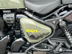 ROYAL ENFIELD Shotgun 650 Green + Letztes Bike dieses Models +