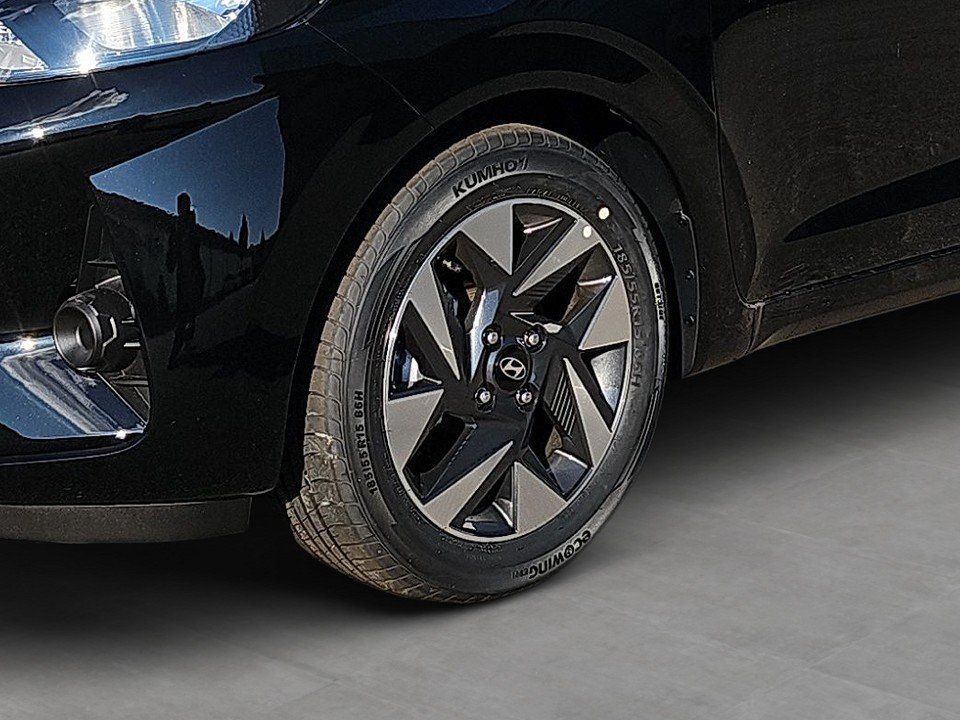 Fahrzeugabbildung Hyundai i10 1.0 5-MT TREND NAVI+KAMERA+KLIMA+SHZ+LENKHZ+