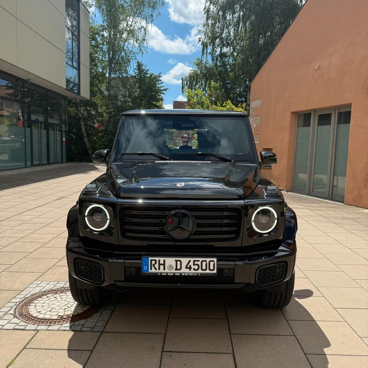 Mercedes-Benz AMG Line Night 360° Standhzg LED AHK Burm DIST.