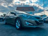 Hyundai i40 5 STAR EDITION SHZ + PDC + AHK + TEMP - Hyundai i40 aus 2014